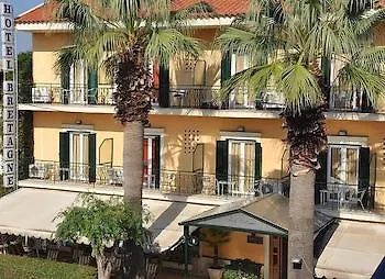 Bretagne Hotel Corfu (city)