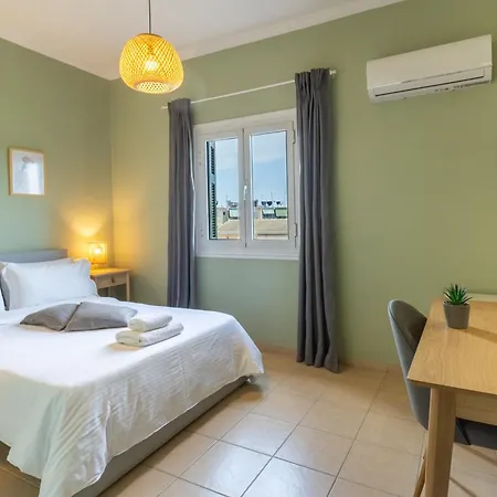 Hotel Bretagne 2*