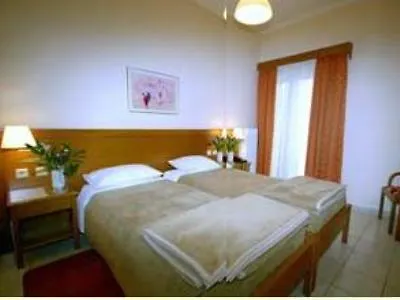 Bretagne Hotel